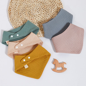 Lot de bavoirs triangulaires en mousseline pour bébé, 100 % coton gaze, <span class=keywords><strong>bavoir</strong></span> bandana anti-bave, serviette à salive pour nouveau-né, pour l'alimentation, avec bouton-pression réglable, OEM, respirant - Product Image 4