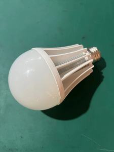 <span class=keywords><strong>Bombilla</strong></span> LED <span class=keywords><strong>Antimosquitos</strong></span>, Luz Cálida, E27 E22, Tipo de Descarga Eléctrica, con Iluminación, para Uso Doméstico, Clasificación IP20, 110v 220V - Product Image 4