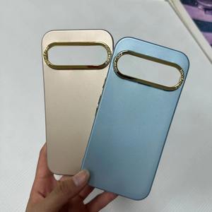 Funda para Teléfono Móvil con Marco de Lente Dorado Electrochapado con Patrón Colorido Universal para Hombre y Mujer al por Mayor para Google <span class=keywords><strong>PIXEL</strong></span> <span class=keywords><strong>6A</strong></span>/7 PRO - Product Image 4