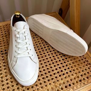 Zapatillas Personalizadas de Cuero Genuino Blanco para Hombre, Zapatillas Casuales Personalizadas con Etiqueta Privada, Zapatillas de Cuero de Primera Calidad para Hombre en Negro - Product Image 4