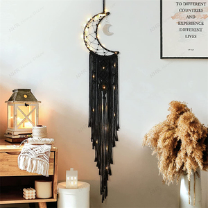 <span class=keywords><strong>Attrape</strong></span>-rêves fait à la main en <span class=keywords><strong>plume</strong></span> <span class=keywords><strong>de</strong></span> <span class=keywords><strong>paon</strong></span> <span class=keywords><strong>attrape</strong></span>-rêves pour breloques murales <span class=keywords><strong>attrape</strong></span>-rêves décoration suspendue petit <span class=keywords><strong>attrape</strong></span>-rêves - Product Image 1