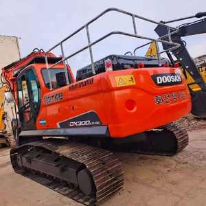 Excavadora de cadenas Doosan DX300LC-9C usada, 100% original de Corea, 30 toneladas, 90% nueva, con caja de cambios, bomba, cojinete y PLC - Product Image 3