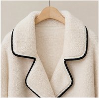 Manteau court en laine pour femme, sur mesure en usine, avec revers à passepoil contrastant et double boutonnage, commande en gros OEM