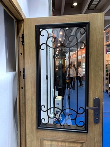 Calandre de <span class=keywords><strong>porte</strong></span> <span class=keywords><strong>Simple</strong></span> de haute Protection, <span class=keywords><strong>en</strong></span> acier forgé, design robuste, portes de sécurité avec branche <span class=keywords><strong>en</strong></span> <span class=keywords><strong>fer</strong></span> forgé - Product Image 5