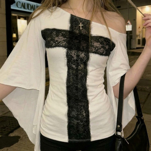 Camiseta Y2K Sexy para Mujer, con Hombros Descubiertos, Manga Murciélago, Encaje, Parches Gráficos Cruzados, Ajustada, Estilo Estético - Product Image 1