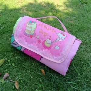 Abrasion-Resistant Tear-Proof Picnic Mat Thick Soft Lightweight Custom Waterproof Foldable Picnic Mat for Family Activities - Product Image 3