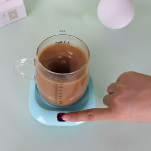 Taza de Café Moderna y Ecológica con Agitación Automática Universal DD3080 con Puerto de Carga USB para Regalos Promocionales y Uso Portátil - Product Image 3