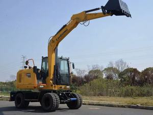 Excavadora de ruedas LiuGong 908F de alta movilidad usada para mantenimiento de carreteras - Product Image 2