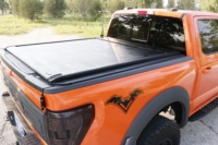 Couverture de benne en aluminium personnalisée pour Volkswagen Amarok, couverture coulissante à trois volets de haute qualité, étanche et verrouillable