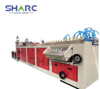 Bon prix Ligne de production de panneaux muraux cannelés en PVC WPC Machine de fabrication de panneaux muraux pour décoration intérieure et extérieure