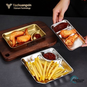 Plato cuadrado de metal para la cena con compartimento para salsa, acabado en plata y oro, juego de vajilla para uso diario. - Product Image 4