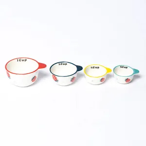 현대적인 모듬 컬러 맞춤형 로고 세라믹 주방 액세서리 베이킹 컵 측정