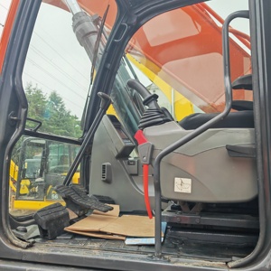 Excavadora Doosan DX340LCA Modelo 2022 de 34 Toneladas, Motor, Caja de Cambios y Bomba Resistentes y Duraderos para Minas y Canteras - Product Image 2