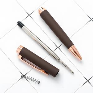 High Quality <strong>Twisty</strong> Business Ball <strong>Pens</strong> Luxury Customized Logo Black Metal Ballpoint <strong>Pen</strong>