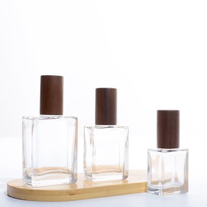 ขวดแก้วหยดสี่เหลี่ยมสำหรับขายส่ง ขนาด 30 มล. 50 มล. 100 มล. บรรจุภัณฑ์เครื่องสำอางสำหรับน้ำมันหอมระเหย โทนเนอร์ แอลกอฮอล์ - Product Image 1