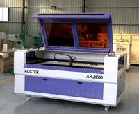 Machine de gravure et de découpe au laser CO2 AKJ1610 pour le bois et l'acrylique