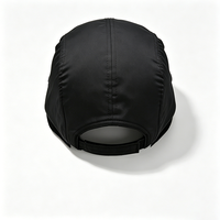 Casquette de sport réglable ODM avec sangle sous le menton, chapeau de soleil imperméable et tendance 100 % polyester pour le surf et le cyclisme en extérieur