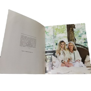 Catalogue/Brochure Personnalisé pour Cosmétiques, Vêtements et Bijoux - Livrets en Papier Imprimés Offset de Qualité Supérieure à Prix Abordable, Taille Personnalisée - Product Image 1