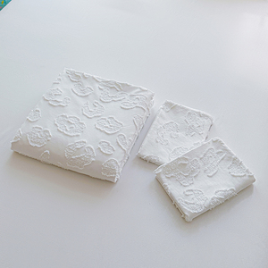 <span class=keywords><strong>Set</strong></span> di Biancheria da Letto Morbido e Soffice con Stampa Leopardata 3D, Copripiumino Queen/King Size Bianco Crema con Federe, Lussuoso e di Alta Qualità - Product Image 4