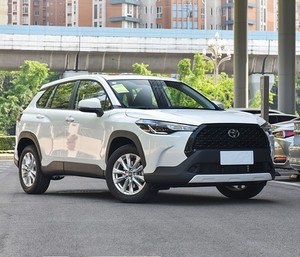 Nuevo Toyota Corolla Cross 2.0L Híbrido Edición Elite SUV FWD Interior Oscuro Dirección Hidráulica Control de Crucero ACC Neumáticos <span class=keywords><strong>R18</strong></span> - Product Image 3
