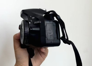 กล้องดิจิตอล SLR มือสอง รุ่น D5200 ความละเอียด 24MP เซ็นเซอร์ APS-C CMOS (เฉพาะตัวกล้อง) - Product Image 5