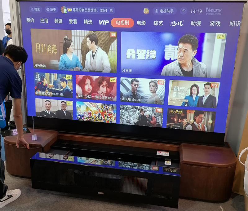 Schermo Proiettore Portatile 50 Pollici - Supporto Triangolare, Leggero 2.5kg, 4:3