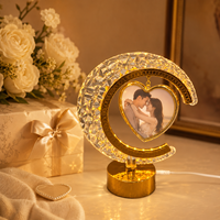 Lampe Cadre Photo LED en Cristal Personnalisé en Forme de Croissant de Lune, Support Photo Suspendu Alimenté par USB, Cadeau de Table pour Anniversaire de Mariage