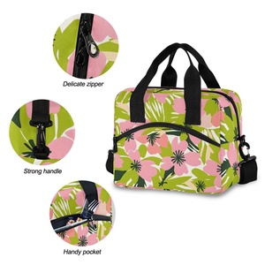Hawaiian New Arrival Custom Tropical Flower Print Polyester Tote Cooler Bags Thermal Insulated Cooler Lunch Bag for Picnic - Product Image 5