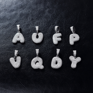 Collana con ciondolo lettera iniziale placcata oro 18 carati con nome personalizzato Hip Hop Bling Cz - Product Image 3