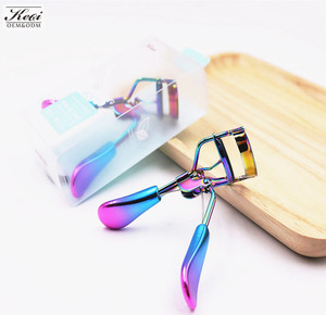 Rizador de Pestañas de Acero Inoxidable con Diseño Arcoíris, Herramienta de Maquillaje y Cuidado Personal, Venta al Por Mayor - Product Image 5
