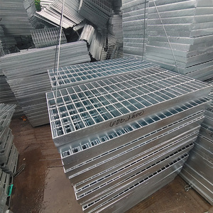 Dayanıklı Korozyon Önleyici Galvanizli Çelik Izgara Drenaj Izgarası, Yürüyüş Yolu Drenaj Sistemi Endüstriyel İnşaat Kullanımı için - Product Image 2