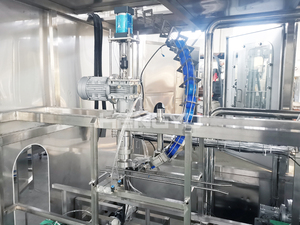 Máquina automática de producción de botellas de plástico PET, llenado de agua y bebidas, 5L - Product Image 3