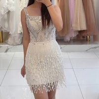 Robe de mariée de luxe scintillante avec strass, perles et mini-franges en cristal pour le look de mariage suivant