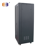 Armoire serveur sur pied haute densité 19 pouces en acier SPCC laminé à froid avec double porte grillagée pour centre de données - Vente en gros