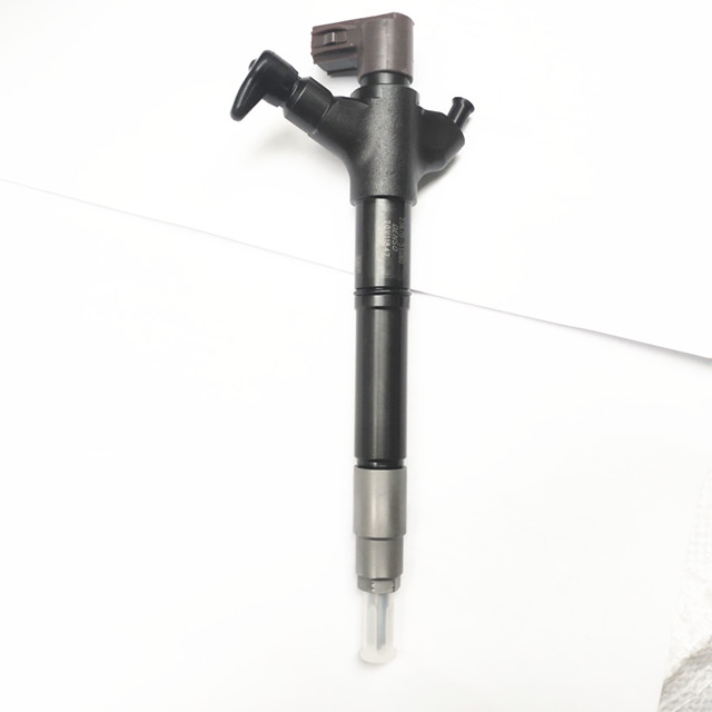 diesel fuel Common Rail Injector 23670-59045 23670-51060 295900-0300 295900-0220 injector for Toyota Land Cruiser VDJ200 Engine