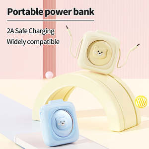 Prodotto di tendenza Mini 10W piccolo Power Bank portatile 5000/10000mAh grazioso modello Design Build-in cavo <span class=keywords><strong>stazione</strong></span> di ricarica per i viaggi - Product Image 4