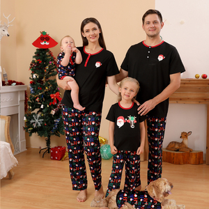 マッチングクリスマスパジャマファミリーラウンジウェア服クリスマスPjsファミリークリスマスパジャマセットファミリアピジャマナビダッド2023 - Product Image 1