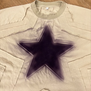 เสื้อยืดสตรีทแวร์ทรงโอเวอร์ไซส์ ผ้าฝ้ายเนื้อดี ตัดเย็บแบบปะติดปะต่อ 3 มิติ คุณภาพสูง ทรงบ็อกซี่ ครอป สำหรับผู้ชาย - Product Image 3