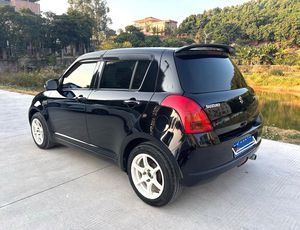 Suzuki Swift 1.5L Manual Hatchback Usado de 2009 – Auto Compacto Japonés de Bajo Consumo, Auto Usado Económico para Exportación - Product Image 4