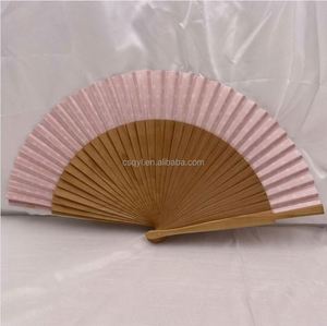 Abanico de Mano de Arte Folclórico Español Flamenco, 9 Pulgadas (23 cm), Pintado, Hecho de Madera y Tela, Negro con Borde Rojo - Product Image 4