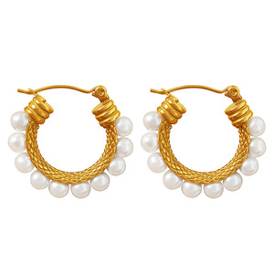 ต่างหูแบบห่วง ประดับลูกปัดทอง มุกเกรด AA ดีไซน์เรขาคณิต ใส่ได้ทุกวัน รุ่น EH141 - Product Image 5