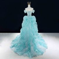 Gaun A-Line Berlapis Ruffle Bergelombang dengan Hiasan Daun 3D dan Manik-Manik, Model Off-Shoulder Warna Mint |   Gaun Malam Wanita Modern Berbahan Kristal dan Renda dengan Aksen Pinggang Alami Bergaya Peri Laut