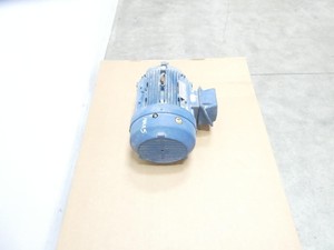 1LA92543YK60 RGZESD 254T 5HP 865RPM 230/460V มอเตอร์เหนี่ยวนำ 3 เฟสสำหรับระบบควบคุม PLC ไดรฟ์เซอร์กิตเบรกเกอร์ - Product Image 1