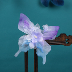Accesorio para el Cabello Estilo Chino Antiguo 2024, Diseño Original, Hecho a Mano, Pasador de Pelo con Mariposa y Flores en Degradado Morado - Product Image 2