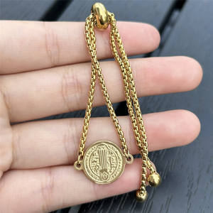 Pulsera <span class=keywords><strong>de</strong></span> Cadena Ajustable <span class=keywords><strong>de</strong></span> Acero Inoxidable Chapada en Oro <span class=keywords><strong>de</strong></span> 18K con Medalla Católica para Hombre y Mujer - Product Image 6