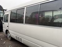 Véhicule d'affaires d'occasion Coaster Executive 29 places, transmission manuelle, diesel, 6 cylindres, 1HZ, norme Euro 3