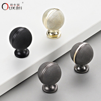 Poignées de meuble rondes noires en zinc Oukali, nouvelle collection, pour armoires de cuisine et commodes modernes