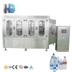 <span class=keywords><strong>Machine</strong></span> de remplissage automatique de boissons à petite échelle 3-en-1 16000-20000 BPH pour bouteilles en plastique, certifiée professionnelle - Product Image 1