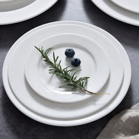 Assiette de restauration en céramique blanche avec logo personnalisé pour restaurant d'hôtel Assiettes rondes en céramique de 5/6/7/8/10/11/12 pouces