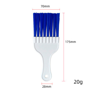 Brosse à poils en plastique de 5 mm d'épaisseur pour le nettoyage du radiateur et de la climatisation de voiture, avec manche en matériau PP - Product Image 4
